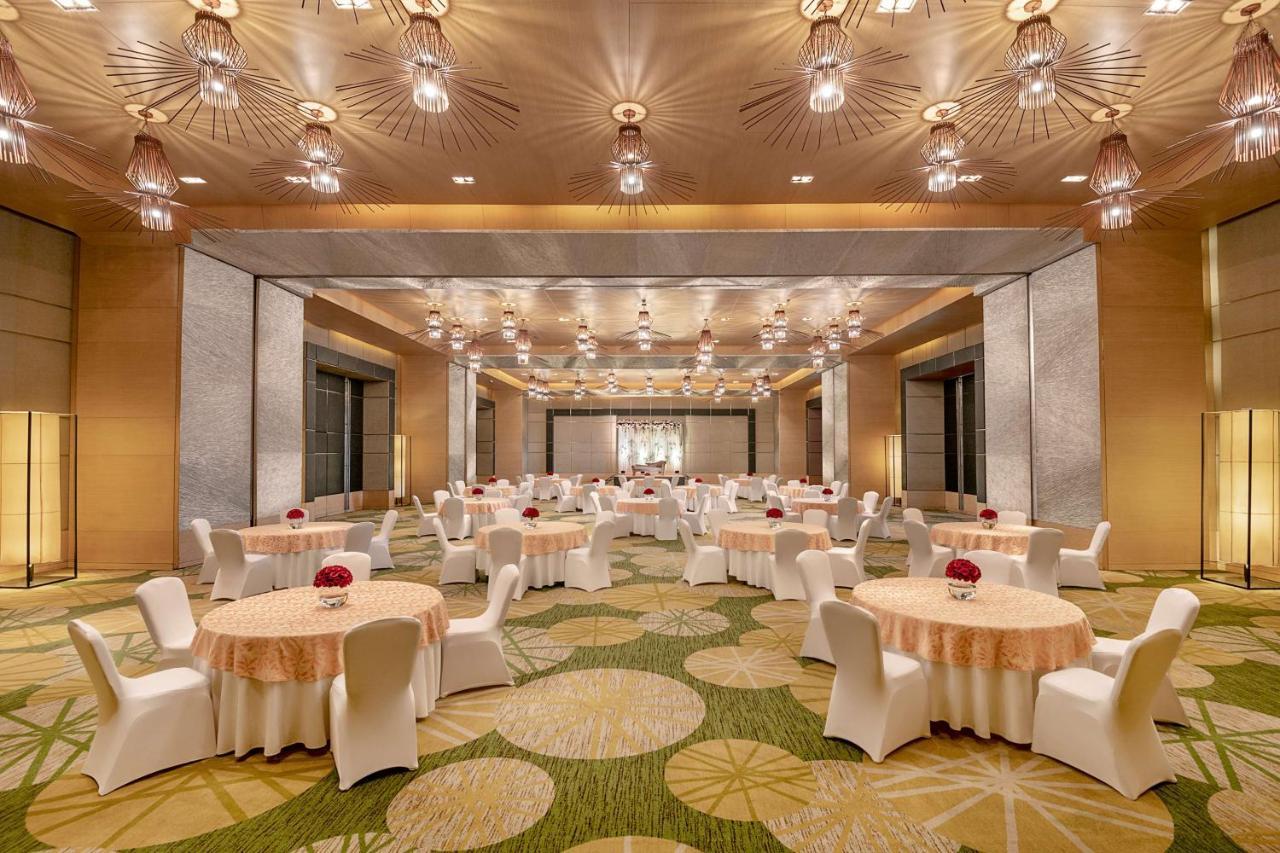 โรงแรมเรดิสัน บลู อมฤตสร อัมริตสา ภายนอก รูปภาพ The Grand Ballroom